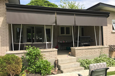 Inspiration for a timeless patio remodel in Toronto