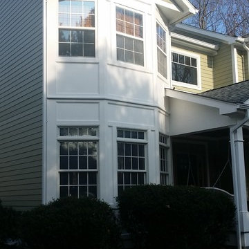 6 1/4" HardiePlank Cedarmill Heathered Moss with 5" HardieShingle Gables