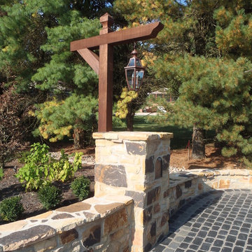Natural Stone Mailbox/Walls and Courtstone Drive