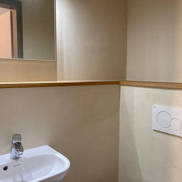 Badezimmer Ablage und Waschtischspiegel