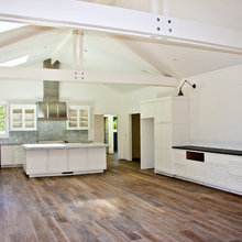 1135 N Shorewood