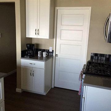 Kitchen with Large Island