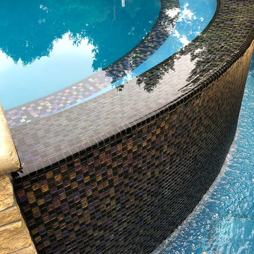 Linden Estates Travertine Poolscape