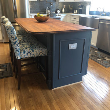 Two-Tone Kitchen Design in Bowie