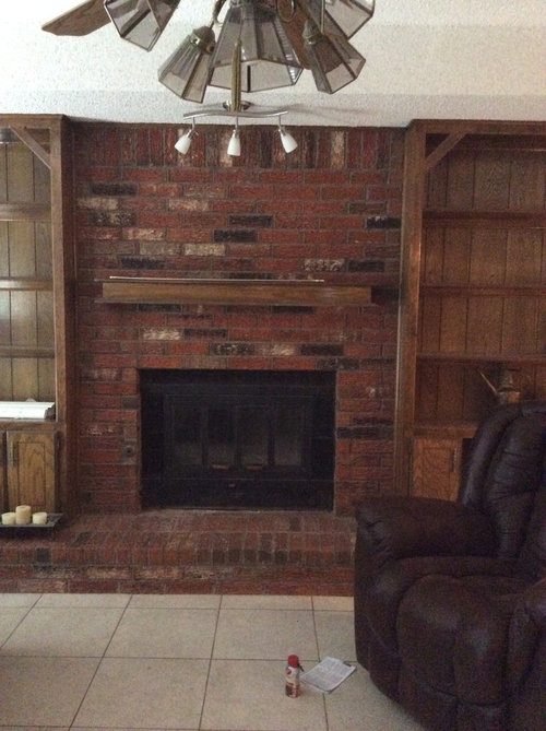 Fireplace and bookshelves pose design?