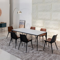 Minimalist Table &ndash; Innovation S - White / Black - Dining Tables