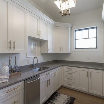 E Builders Homes - 2015 Utah Valley Parade - Modern American Farmhouse