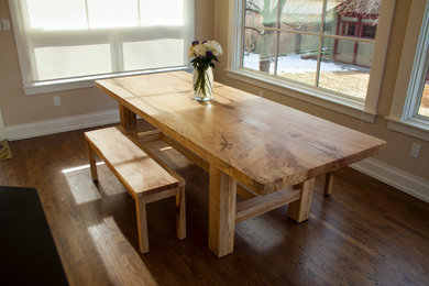 Chataqua dining table