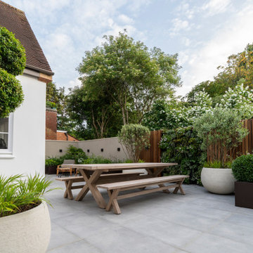 A generous dining area!