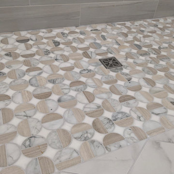 Modern Curbless Walk-In Shower & Bidet Suite with Geometric Tile