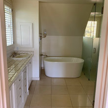 Hilltop - Bathrooms