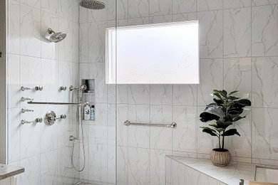 Bathroom - transitional bathroom idea
