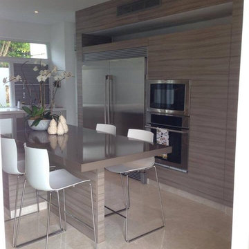 Kitchen - Grey gloss acrylic and textured grey melamine doors