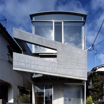 M4-HOUSE
