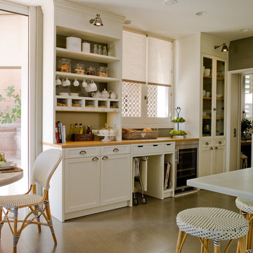 Luminosa cocina de aire señorial