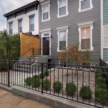 Dupont Circle Courtyard Garden
