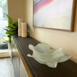 A Dynamic Office Environment That Sparks Inspiration - Decorative Accents