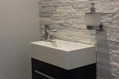 Inspiration for a contemporary cloakroom in Berkshire.