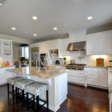 Frameless Cabinetry: Hamilton Thermofoil with a White Finish