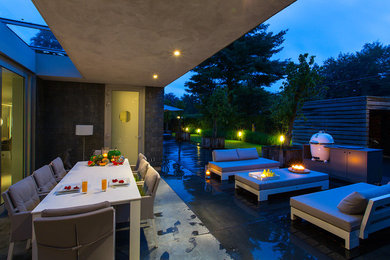 Patio - modern patio idea in Amsterdam