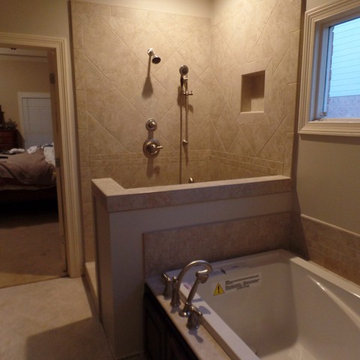Estanaula Master Bathroom