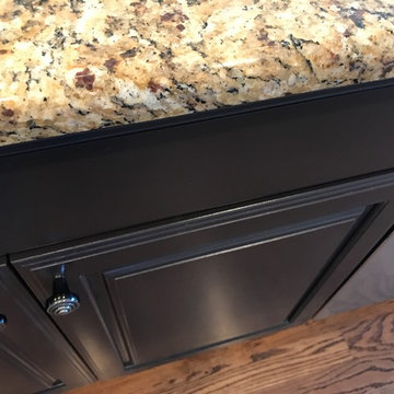 Kitchen with Pinstripe Glaze & Contrasting Island