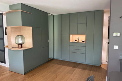 Cette photo montre une entrée scandinave.