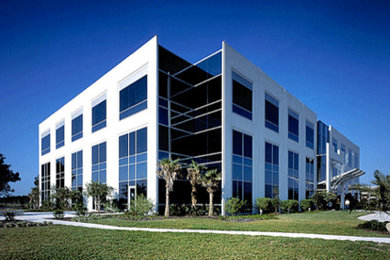 Home design - modern home design idea in Jacksonville