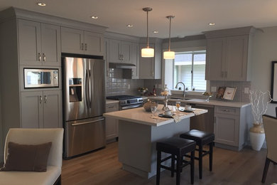 Example of a kitchen design in Vancouver