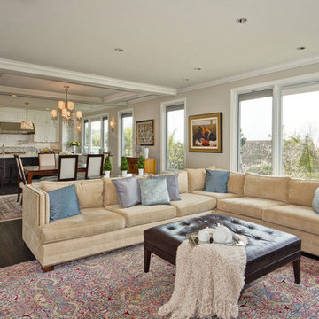 Contemporary-Traditional Interpretation Home