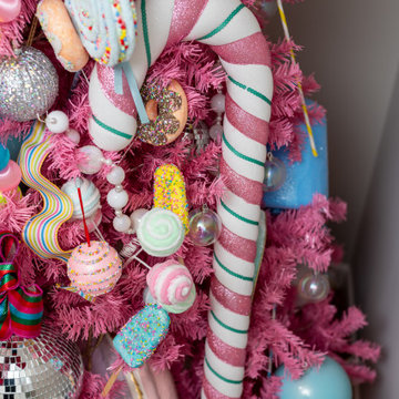 Holiday Decor - Colorland At The Jodie