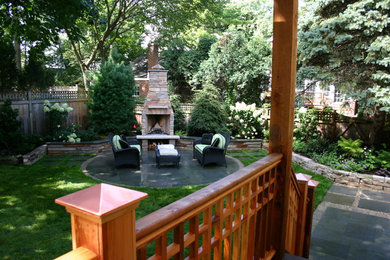 This is an example of a contemporary landscaping in Chicago.