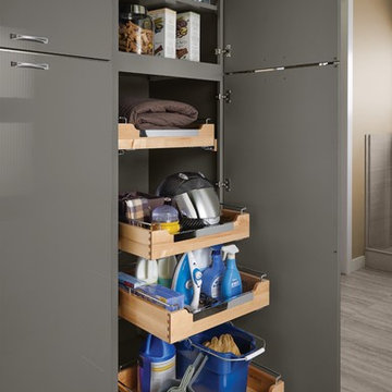 Pantry Storage/Mud Room