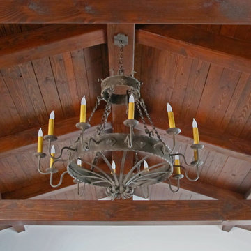 12 Light Ring Chandelier
