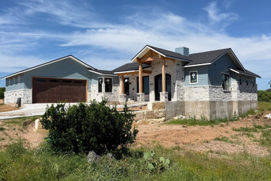 Trendy exterior home photo in Austin