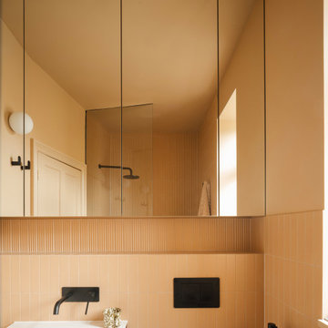 SAWTOOTH HOUSE