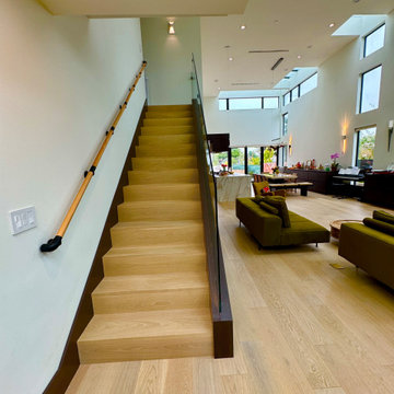A new home for a renowned online game creator and family