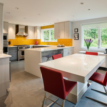 Modern Media Kitchen