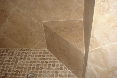 Example of a classic bathroom design in Houston