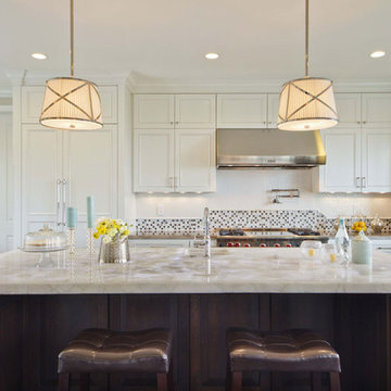 Contemporary-Traditional Interpretation Home