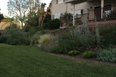 Elegant home design photo in San Diego
