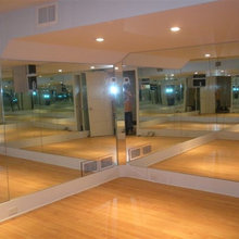 Mirrors in gym