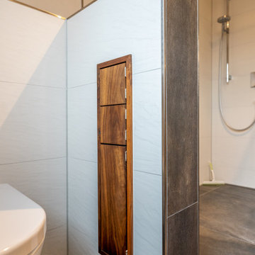 Elternbad Toilettenbürsten-Schrank