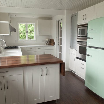 Big Chill Original Retro Refrigerator