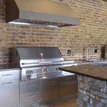 High Point Outdoor Kitchen (Designer: Jerilyn Horn)