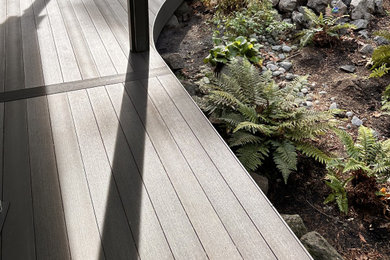 Elegant deck photo in Seattle