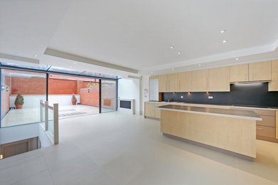 This is an example of a medium sized contemporary home in London.