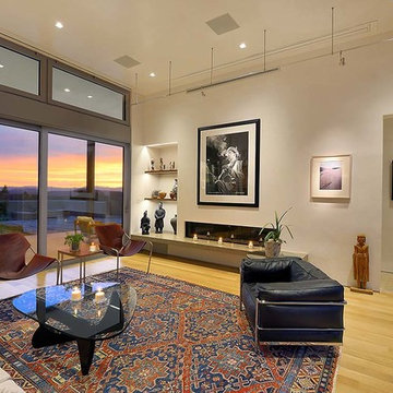 Las Campanas Ultra Contemporary