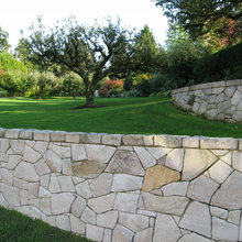 Retaining wall