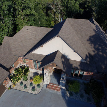 Spring Hill - TAMKO Heritage shingles in Weathered Wood